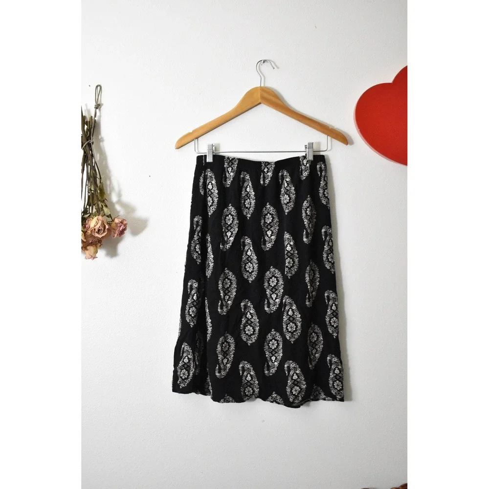 Knox Rose Black White Paisley Print Midi Skirt Elastic Waist Side Slit Medium - Picture 4 of 6